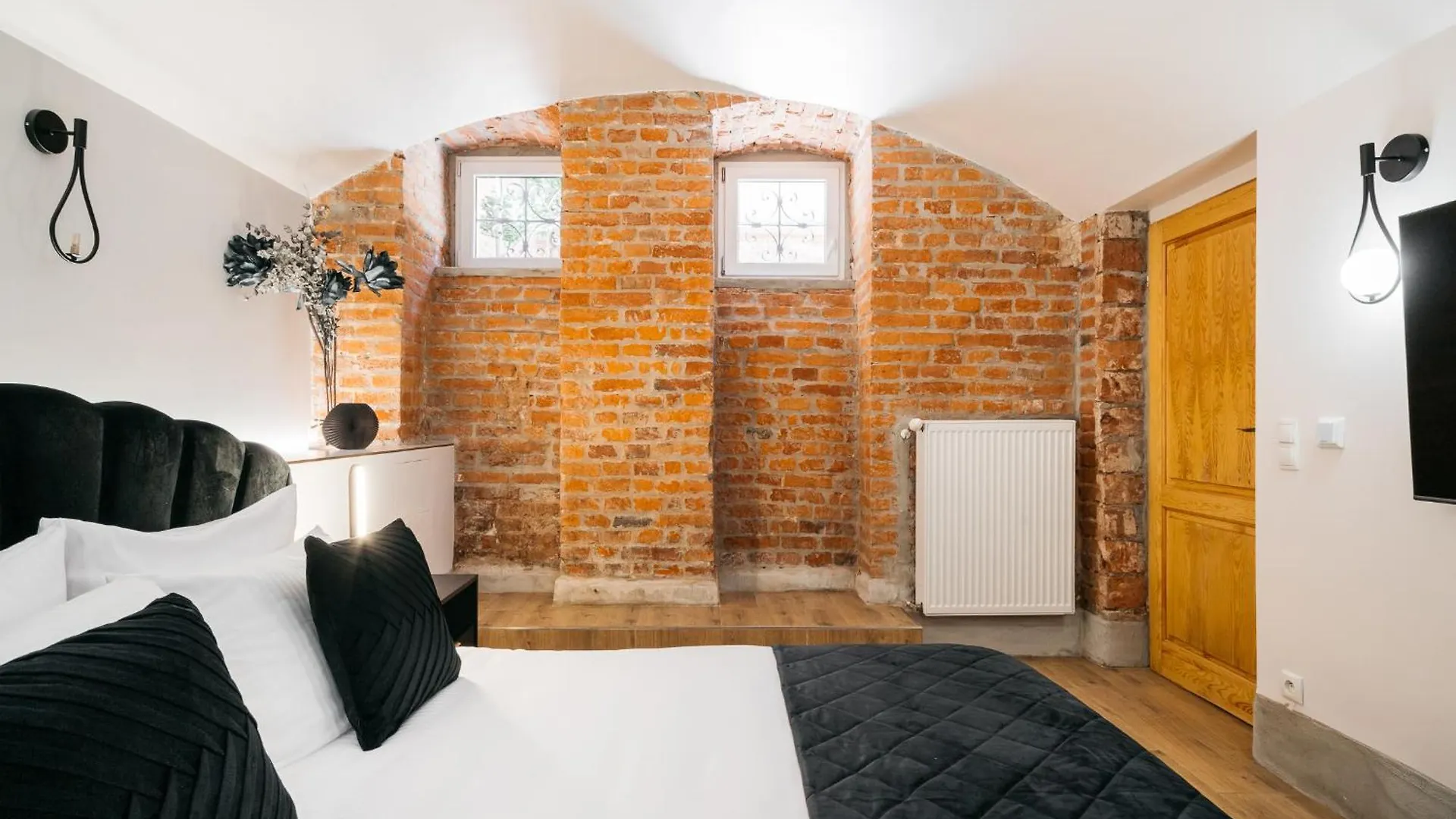 Old Town Oasis - Loftaffair Apartment Krakow Poland